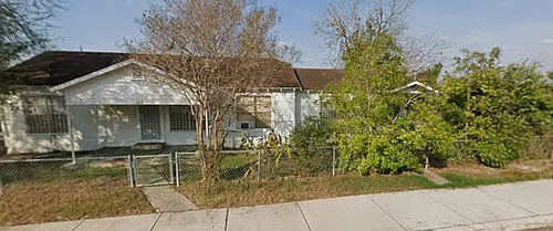 100 N Iowa Ave Photo 1