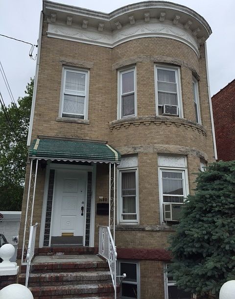 1st image of 1680 E 54th St