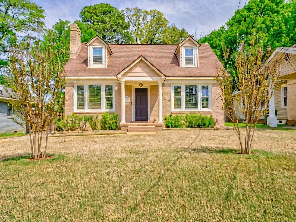 3552 Autumn Ave
