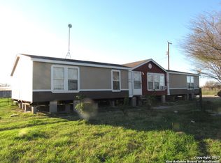 1221 County Road 5713, La Coste, TX 78039