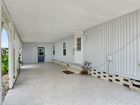 3rd image of 221 Grassy Key LN