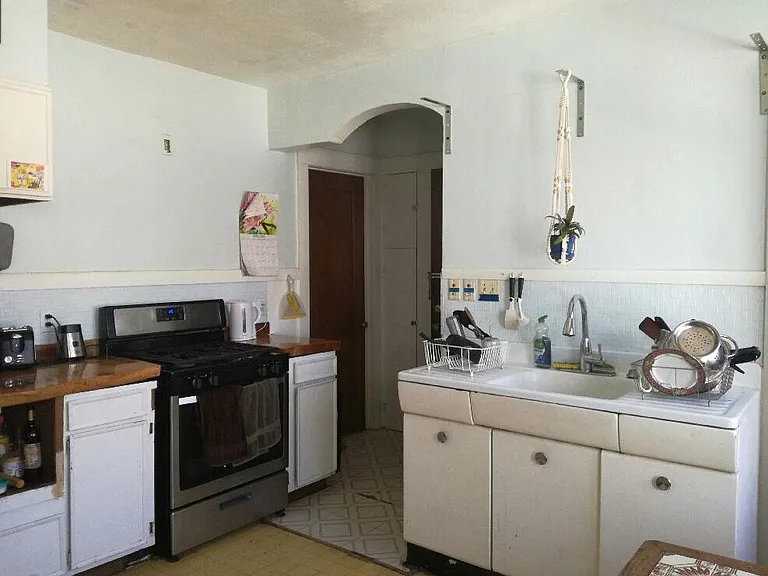 172 Fellows Ave — Photo 5