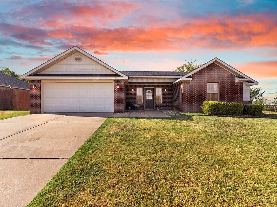 1st image of 1141 Morgan Haley Ln