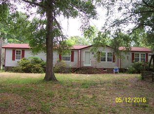 1416 Charles Dr, Manning, SC 29102