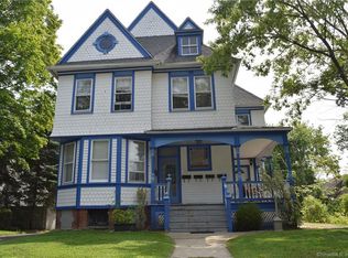 7 Grand St APT 2, Bethel, CT 06801