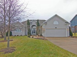 717 SW Derby Dr, Lees Summit, MO 64081