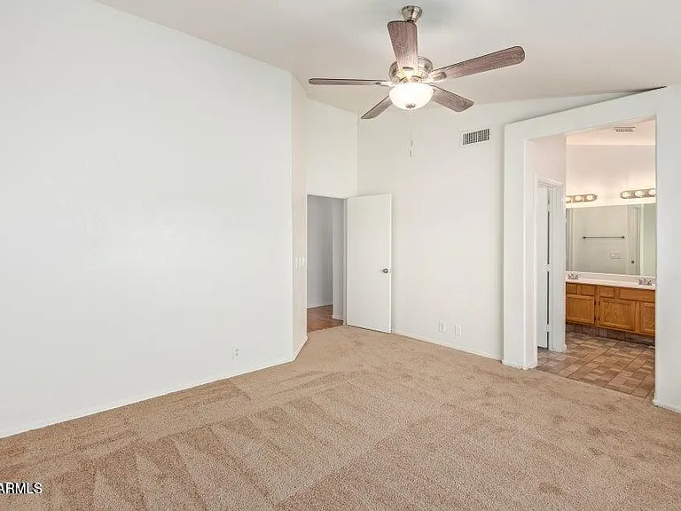 6585 N 77th Dr — Photo 18