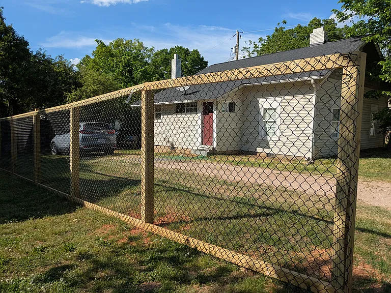 219 E Pressley Ave — Photo 23