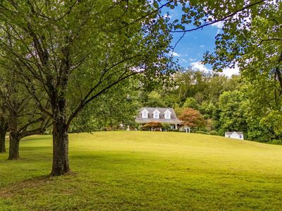 70 Pounds Hollow Rd, Morgantown, WV, 26508