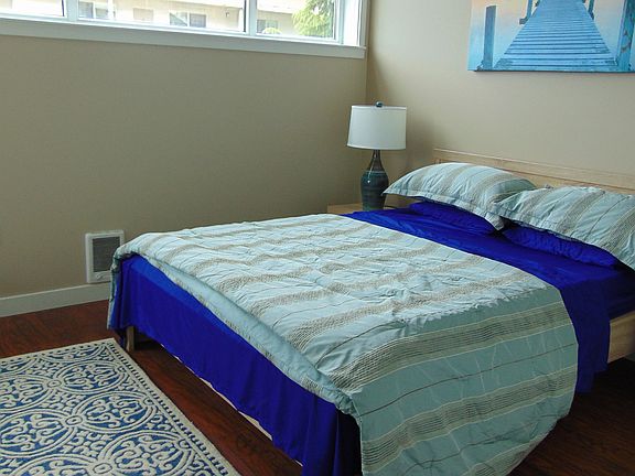 3rd image of 109 2nd St S APT 424