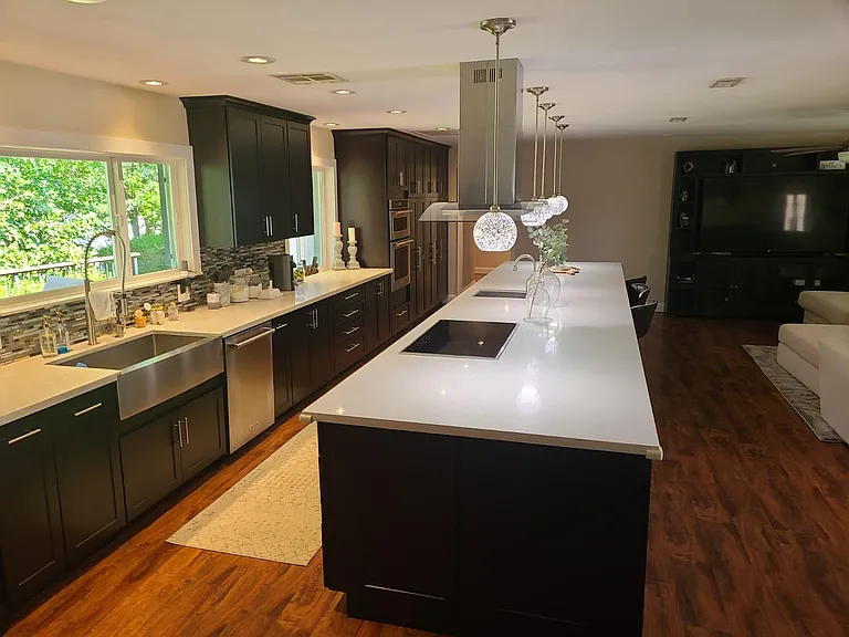 6658 Laird Rd — Photo 3