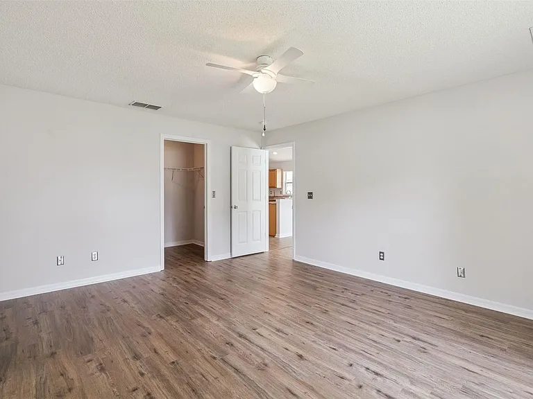 622 Delancey Dr — Photo 12
