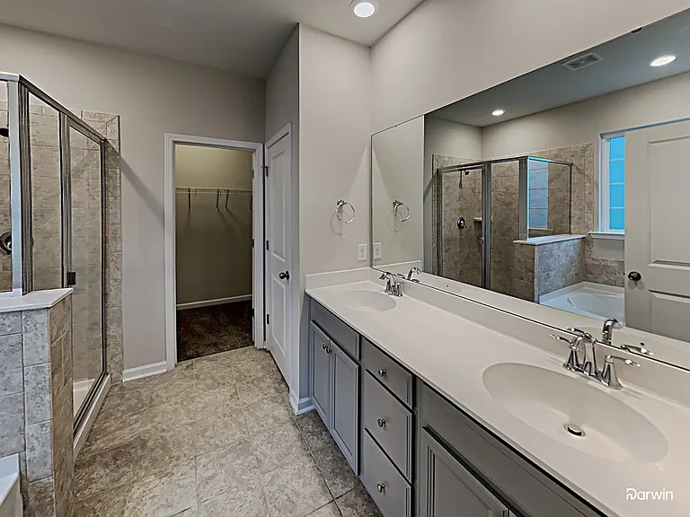 701 Redbud Ln — Photo 16