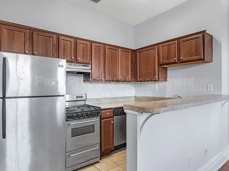 1124 Hull St #D — Photo 8