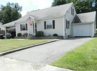 148 Tolles St, Nashua, NH 03064