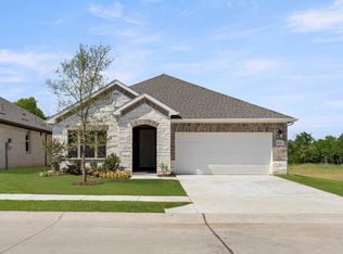 810 Roanoke Dr, Princeton, TX 75407