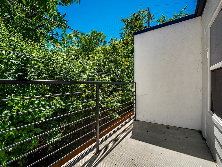 2205 Park Hill Dr — Photo 15