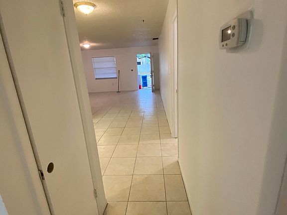 4th image of 3087 Saint Clair Ave #A