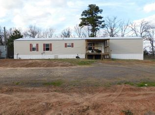 1077 White Fir Rd, Gladewater, TX 75647