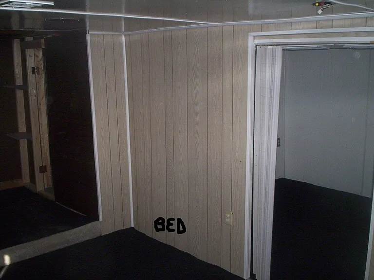 241 E Union St — Photo 19