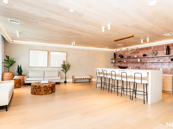 828 Metropolitan Avenue image 9 of 14