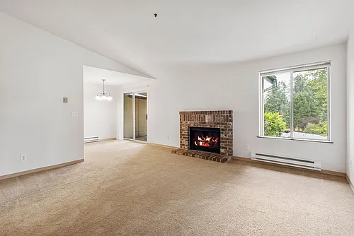 Oak Park Apartments Photo 1