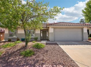 725 Breezy Ridge Dr, Henderson, NV 89002