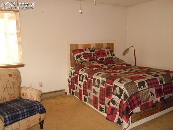 3rd image of 554 Manor Ct APT A