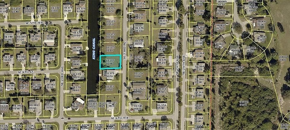 1st image of 532 SE 23rd Pl