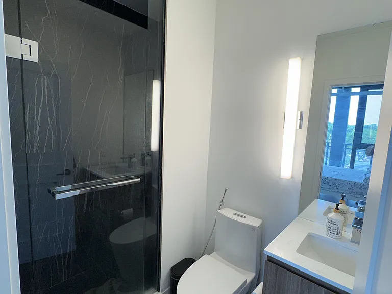 1 Hillsdale Ave E #609 — Photo 24