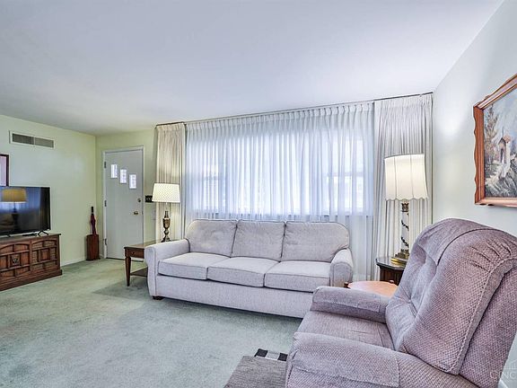 5th image of 5447 Cannas Dr