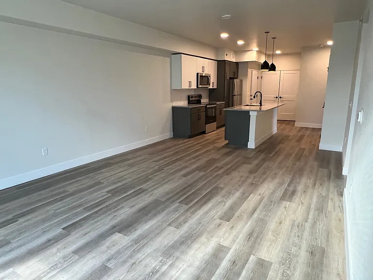 Residences at Willow Park Flats — Photo 23
