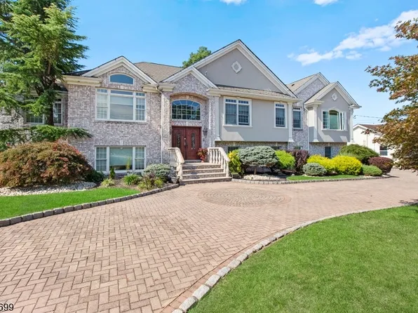 54 Grove Ave, East Hanover Twp., NJ 07936