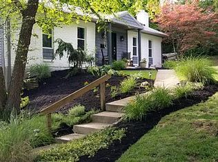 9241 Lewis Ave, Blue Ash, OH 45242