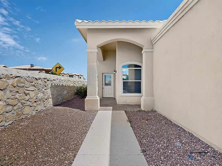 11583 Saint Martin Way — Photo 6