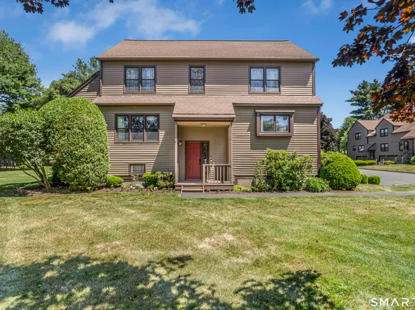 16 Stillmeadow Circle #16, Monroe, CT 06468
