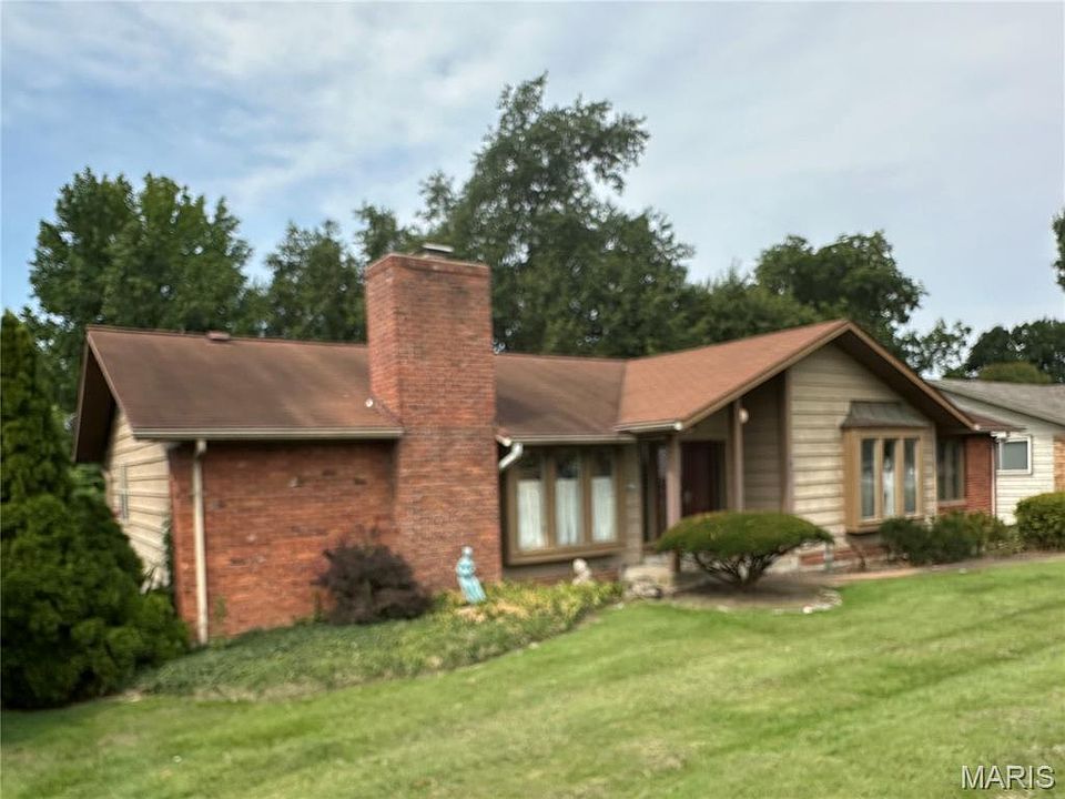1st image of 681 Henry Ave