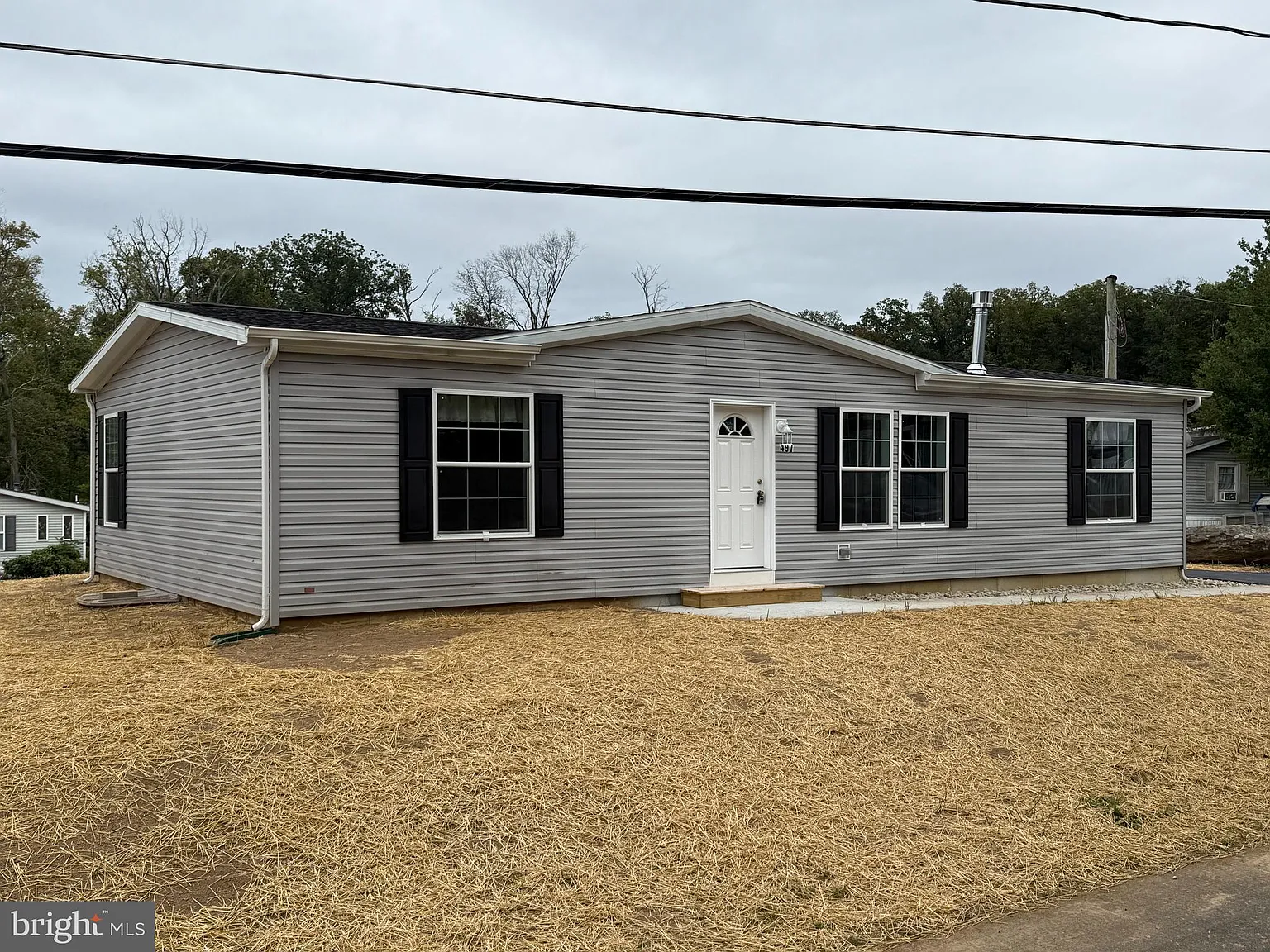 497 Roeder Ln photo 1