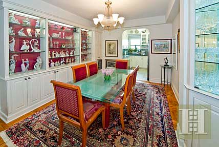 5th image of 205 E 63rd St APT 17G