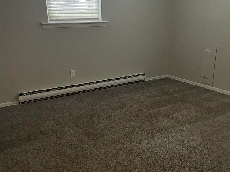 72 Willis Ave #2 — Photo 7