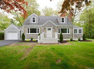 31 Melrose Ave, Trumbull, CT 06611