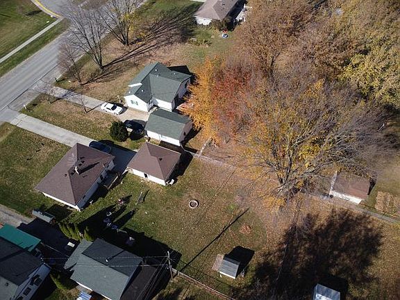 3rd image of 51700 Ashley St