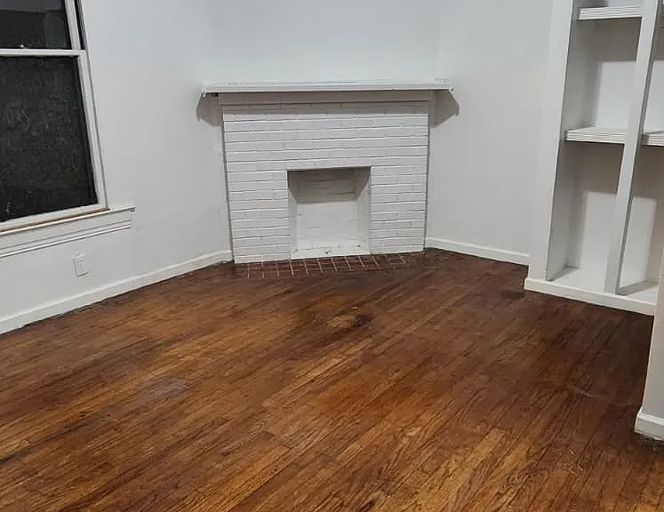 2908 S Battery St — Photo 5