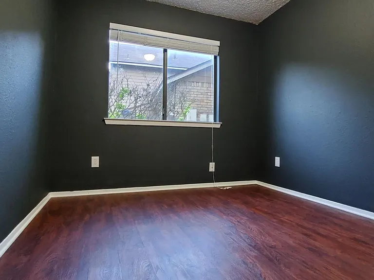 11404 Walnut Ridge Dr #107 — Photo 8