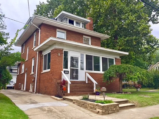 128 W Arcadia Ave photo 1
