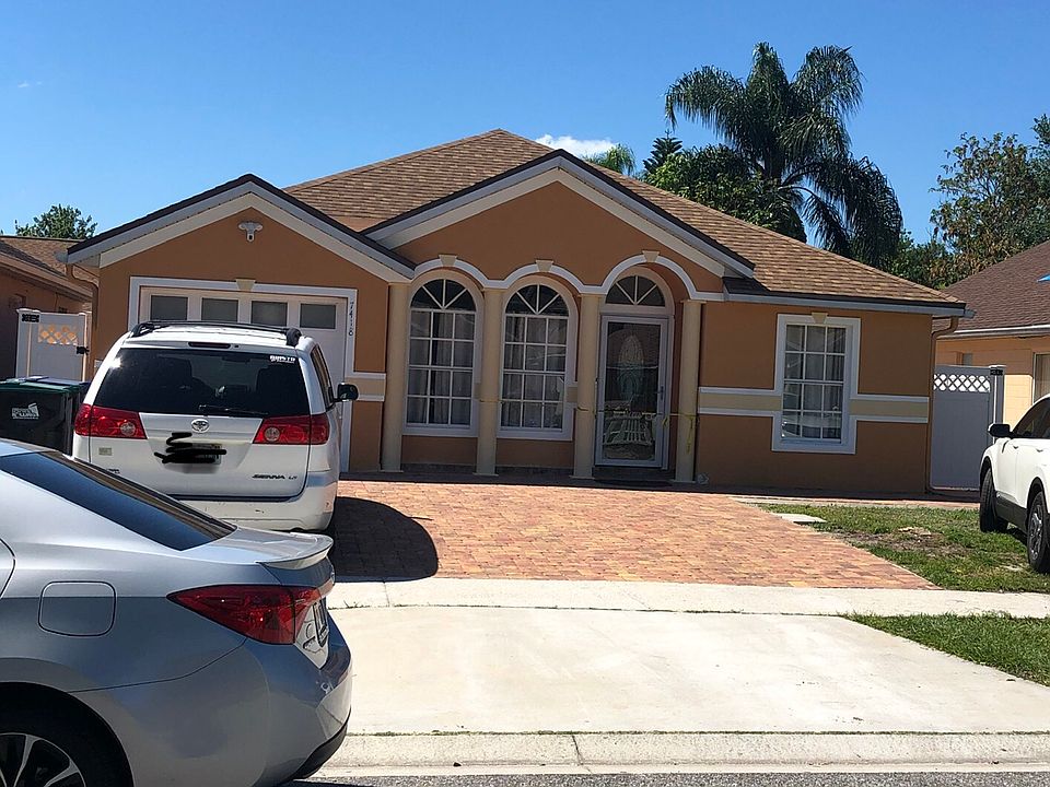 2nd image of 7418 Hollow Ridge Cir