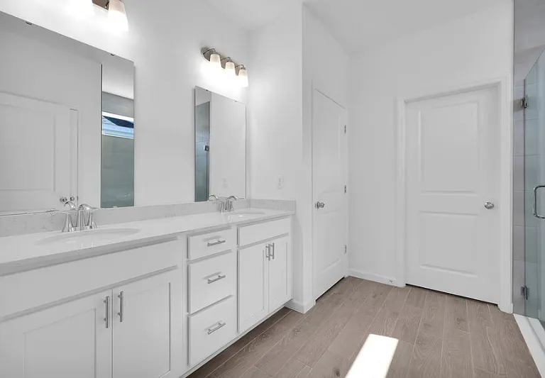 302 Lake Sinclair St — Photo 14