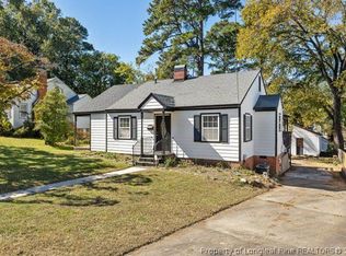 607 Glenville Ave, Fayetteville, NC 28303
