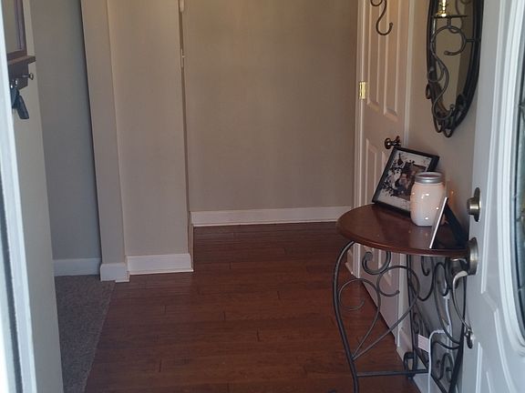 Front door/ Entryway