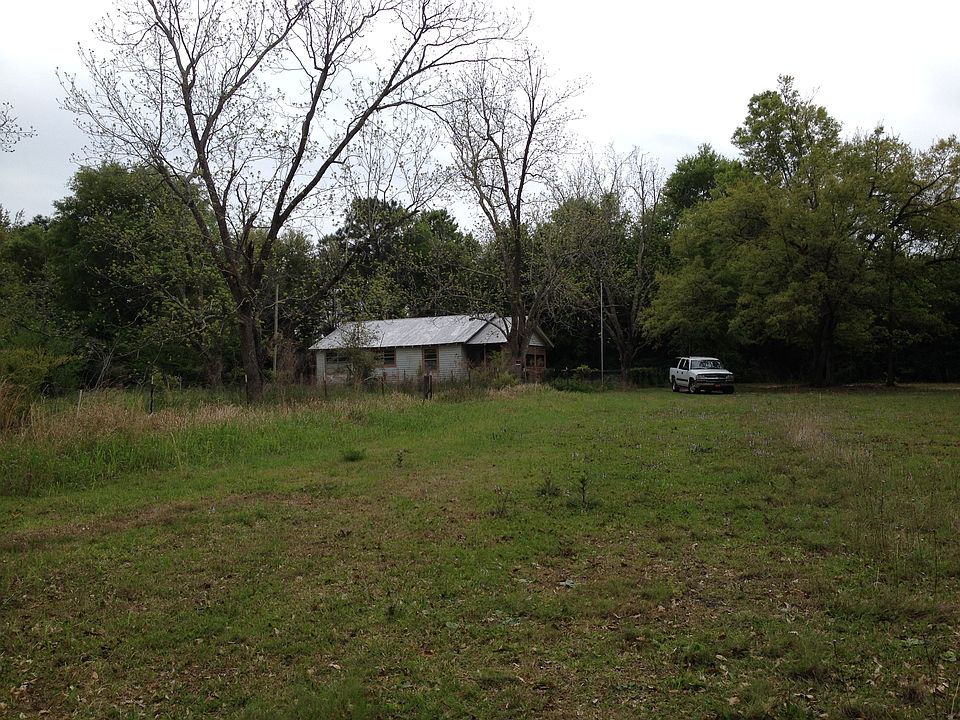 2nd image of 11422 Oaklawn Rd
